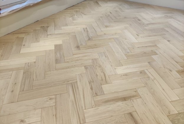 Slatted parquet oak rustic herringbone RM_1