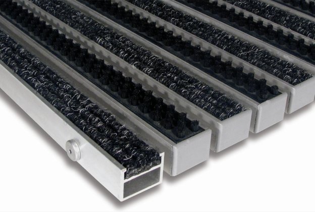 Süvistatav porirest Gapa Topwell 27mm Extra vaip - harjas_1