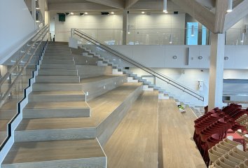 Neues Schul- und Sportgebäude des Saku-Gymnasiums